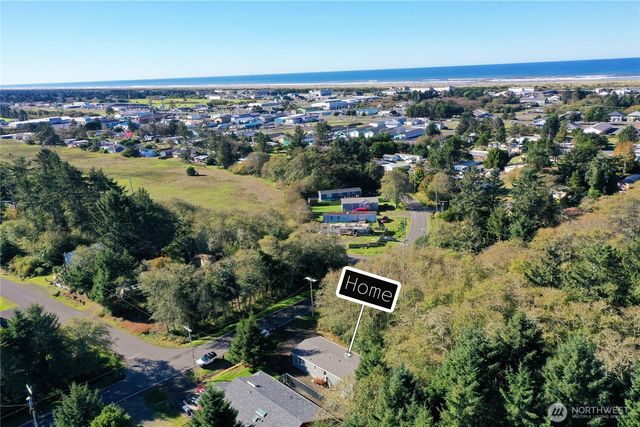 202 E Rain Street, Ocean Shores, WA 98569