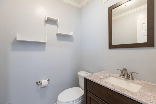 503 Weeks Avenue, Manorville, NY 11949