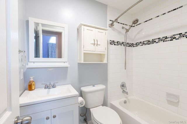 503 Weeks Avenue, Manorville, NY 11949