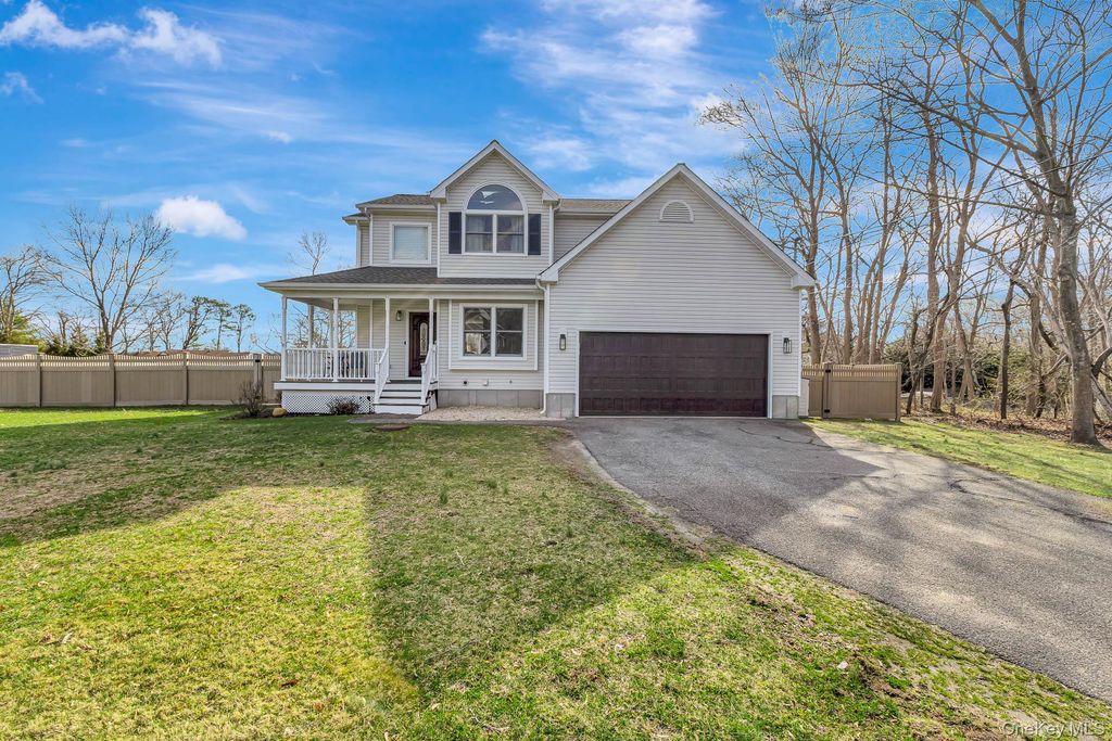 503 Weeks Avenue, Manorville, NY 11949