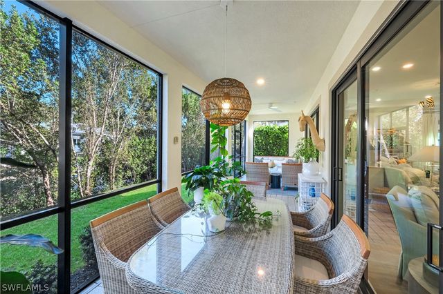 2472 Breakwater WAY 11102, Naples, FL 34112