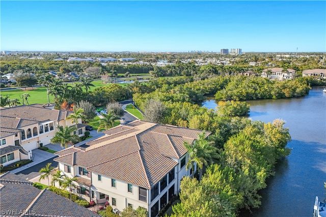 2472 Breakwater WAY 11102, Naples, FL 34112