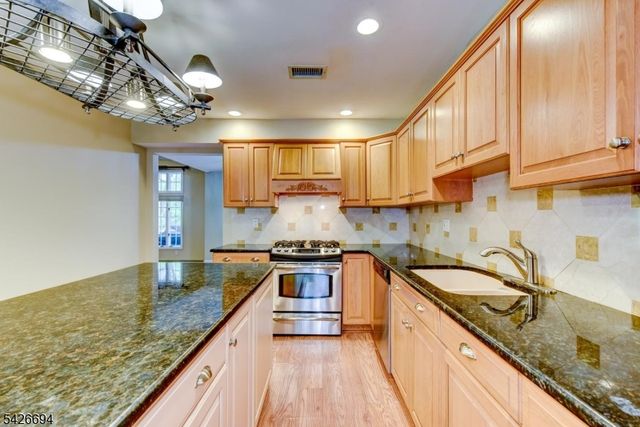 7 Matthew Rd, Wayne Twp., NJ 07470