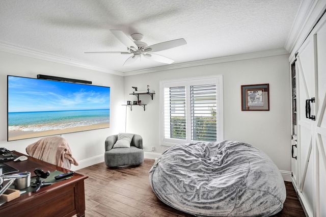 9645 E Tree Tops Court, Davie, FL 33328
