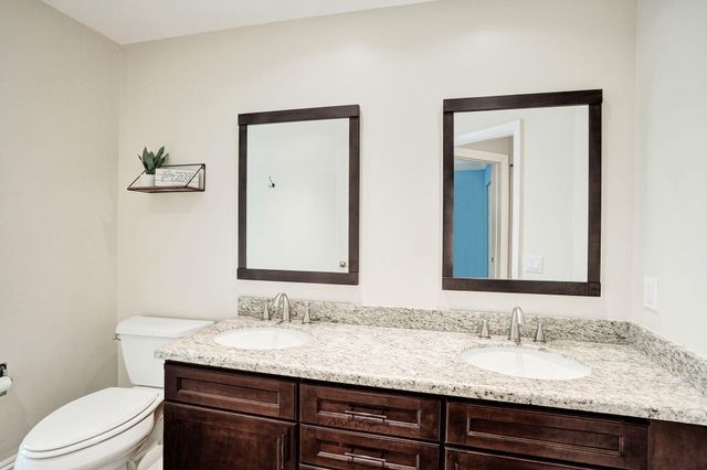 9645 E Tree Tops Court, Davie, FL 33328