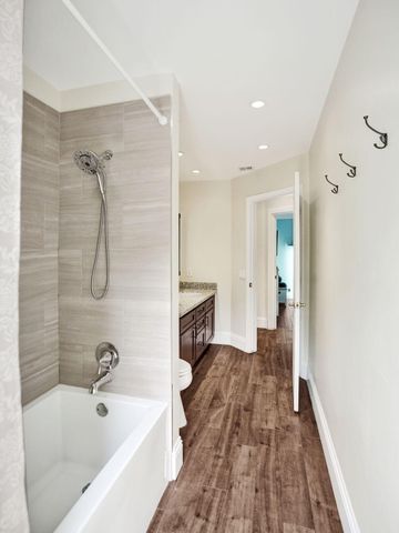 9645 E Tree Tops Court, Davie, FL 33328
