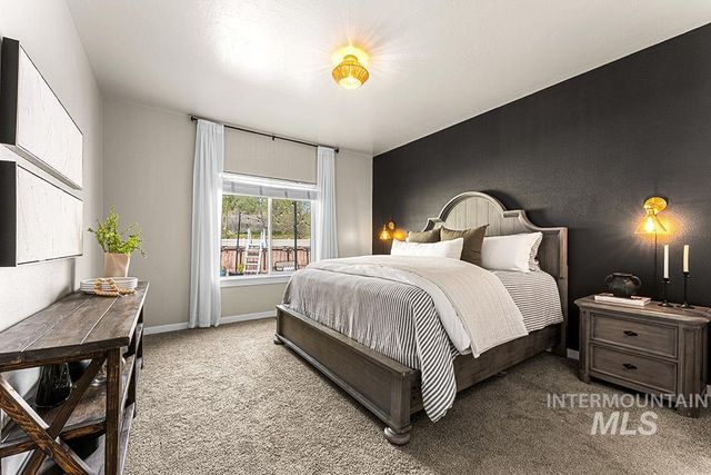 1821 N Ok Corral Place, Star, ID 83669