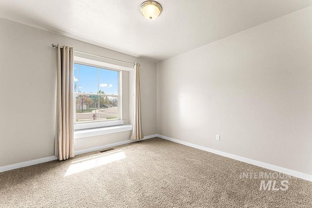 1821 N Ok Corral Place, Star, ID 83669