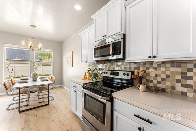 1821 N Ok Corral Place, Star, ID 83669