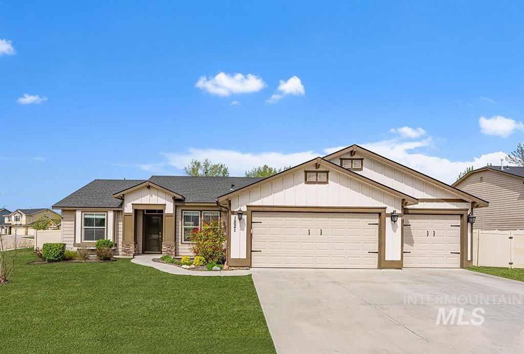 1821 N Ok Corral Place, Star, ID 83669