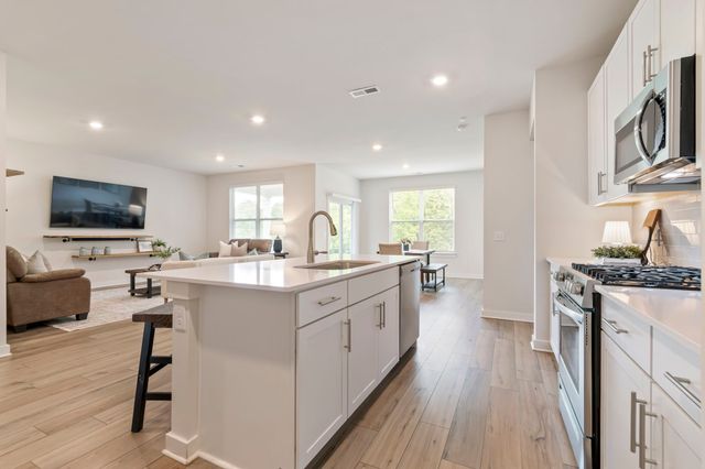 1029 Ewell Farm Cir, Spring Hill, TN 37174