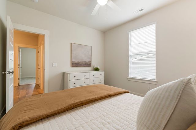 1029 Ewell Farm Cir, Spring Hill, TN 37174