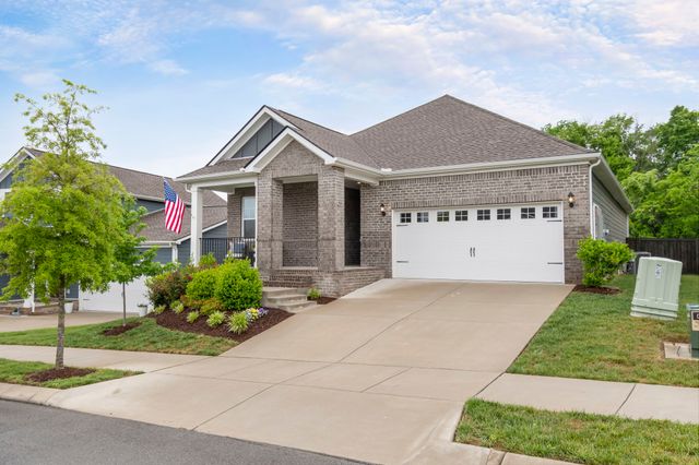 1029 Ewell Farm Cir, Spring Hill, TN 37174