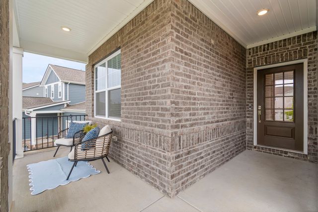 1029 Ewell Farm Cir, Spring Hill, TN 37174