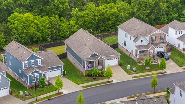 1029 Ewell Farm Cir, Spring Hill, TN 37174