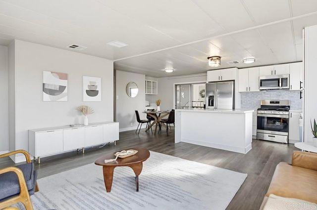 402 63rd Street 115, San Diego, CA 92114