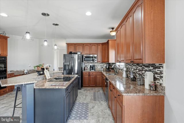 129 RUBENS CIR, Martinsburg, WV 25403