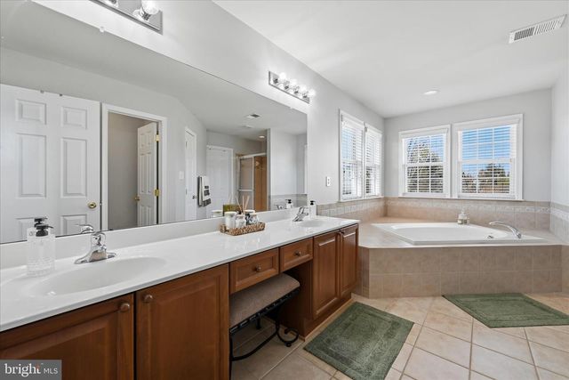 129 RUBENS CIR, Martinsburg, WV 25403