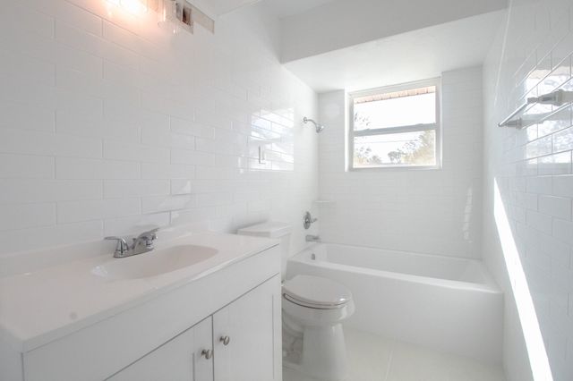 310 W Davis Street, Duncanville, TX 75116