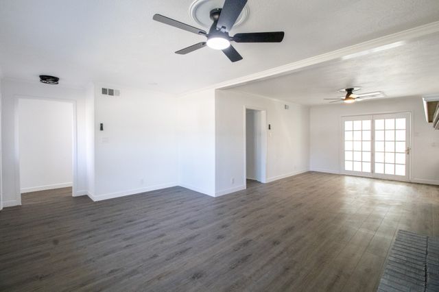 310 W Davis Street, Duncanville, TX 75116