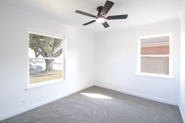 310 W Davis Street, Duncanville, TX 75116