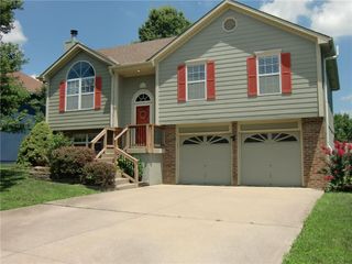114 E Calico Drive, Raymore, MO 64083