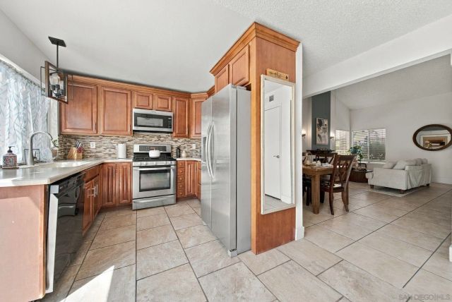1235 27Th, San Diego, CA 92154