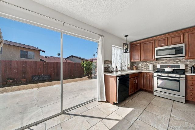 1235 27Th, San Diego, CA 92154