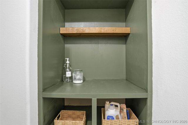 3908 W 103rd Place S, Jenks, OK 74037