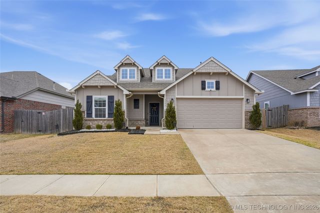 3908 W 103rd Place S, Jenks, OK 74037