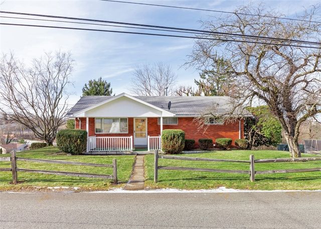 206 S Thompson Lane, Hempfield Twp, PA 15642