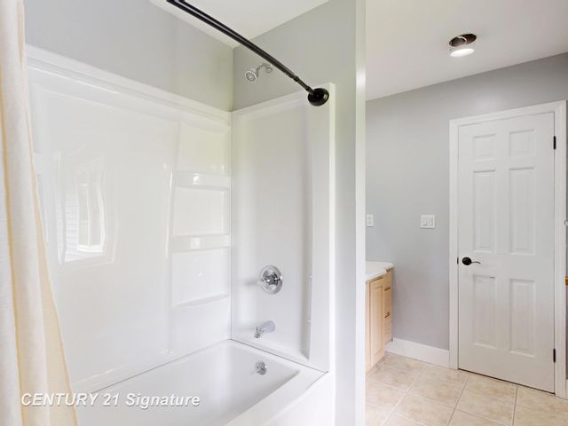 7492 River Road, Flushing Twp, MI 48433