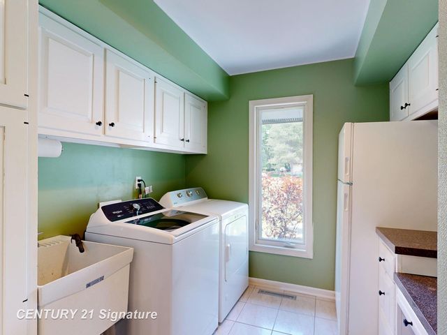 7492 River Road, Flushing Twp, MI 48433