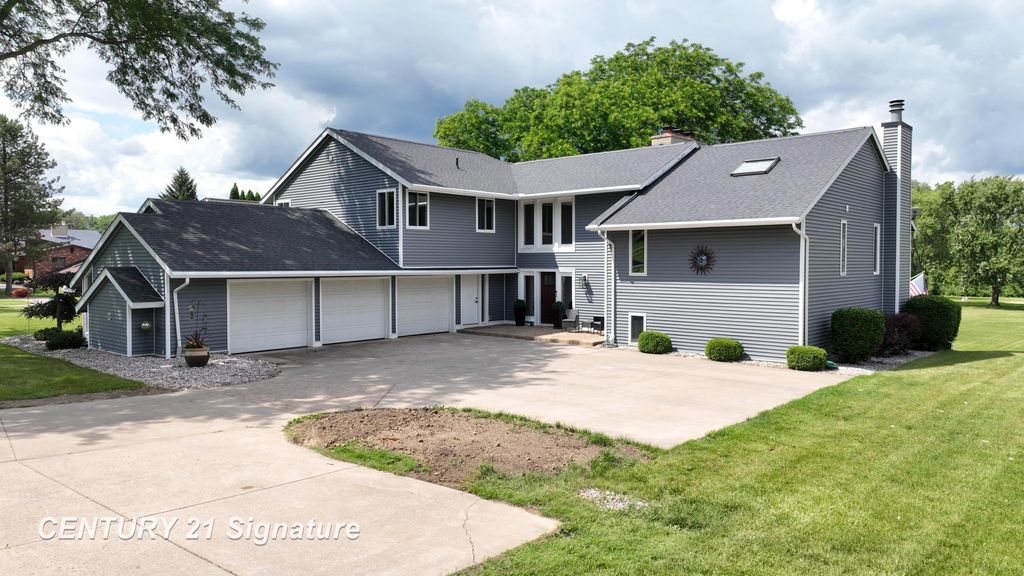 7492 River Road, Flushing Twp, MI 48433
