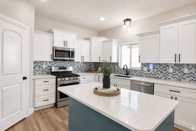 2171 REMINGTON AVE, Saratoga Springs, UT 84045