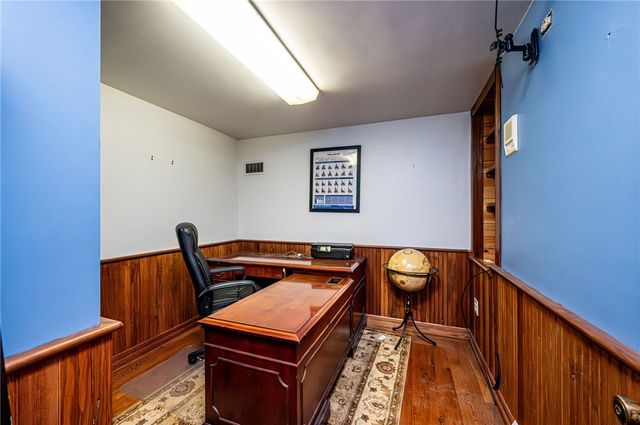 2915 Leechburg Road, Lower Burrell, PA 15068