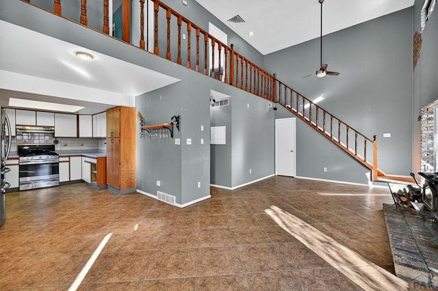 61 Ironweed Dr, Pueblo, CO 81001