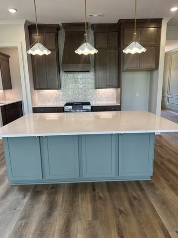 165 Manor Way, Hendersonville, TN 37075