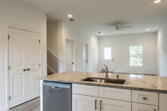 5359 VISTA LAGO DRIVE, Orlando, FL 32811