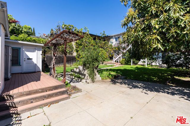 3450 Vinton Avenue, Los Angeles, CA 90034