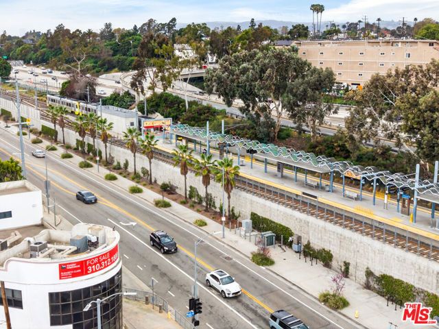 3450 Vinton Avenue, Los Angeles, CA 90034