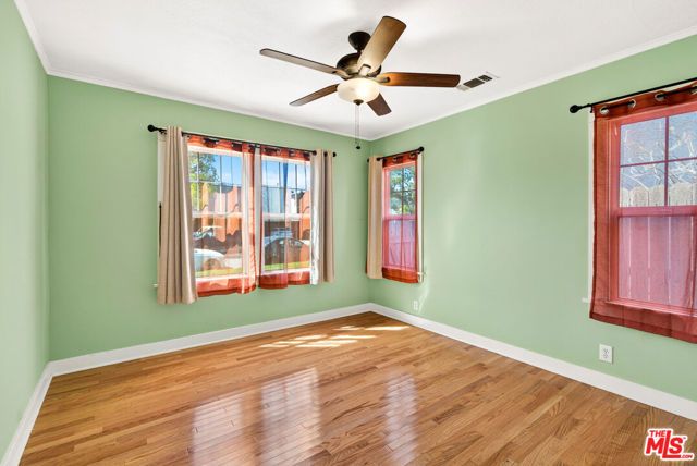 3450 Vinton Avenue, Los Angeles, CA 90034