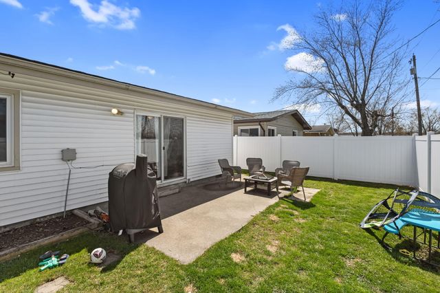 528 Raven Road, Valparaiso, IN 46385