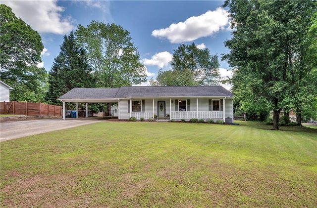 804 Whitehall Drive, Lawrenceville, GA 30043