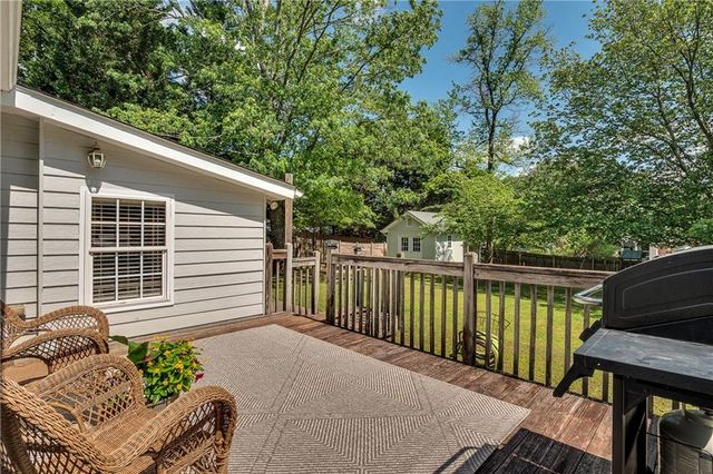 804 Whitehall Drive, Lawrenceville, GA 30043