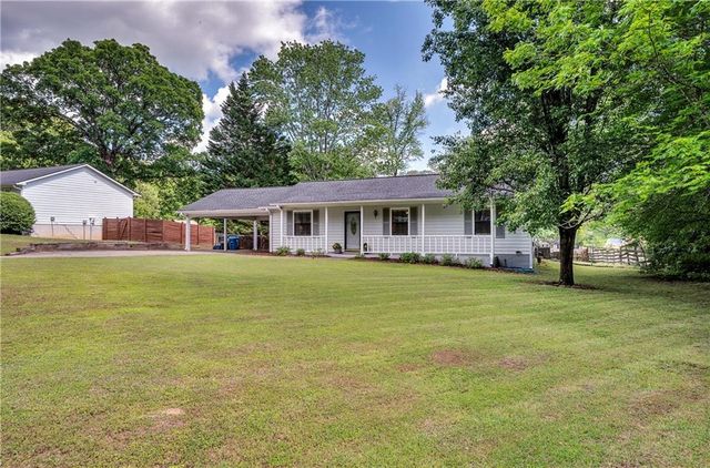 804 Whitehall Drive, Lawrenceville, GA 30043