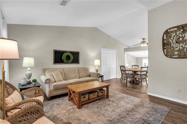 804 Whitehall Drive, Lawrenceville, GA 30043