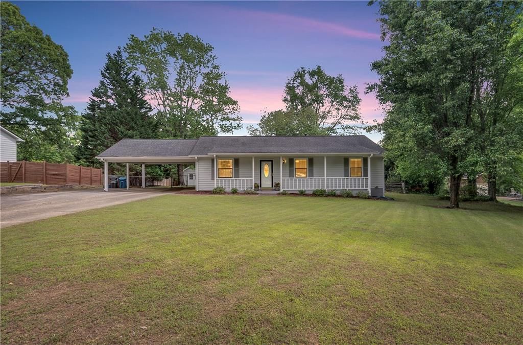 804 Whitehall Drive, Lawrenceville, GA 30043