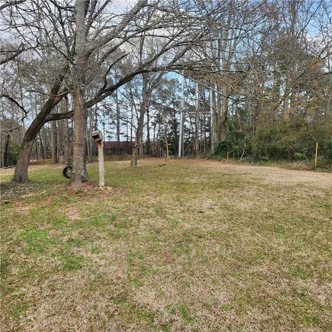582 S Cherokee Road, Social Circle, GA 30025