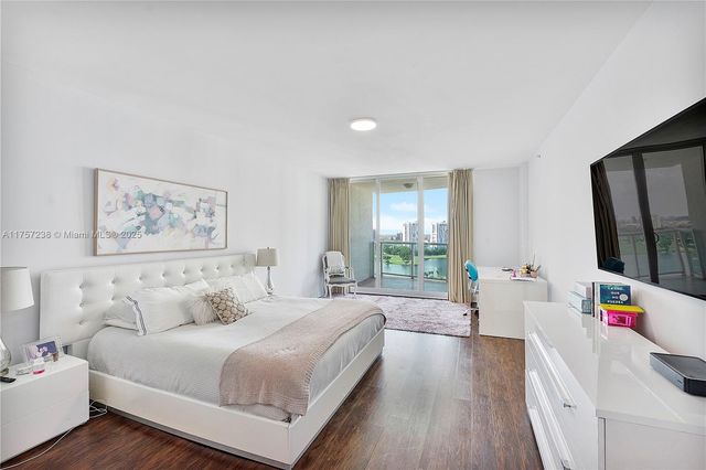 20201 E Country Club Dr 1808, Aventura, FL 33180